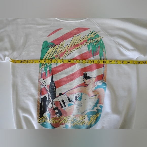Miller Music 20th Anniversary Pier 84 Concert Vintage 1980's Sweatshirt Size Med - Picture 14 of 16
